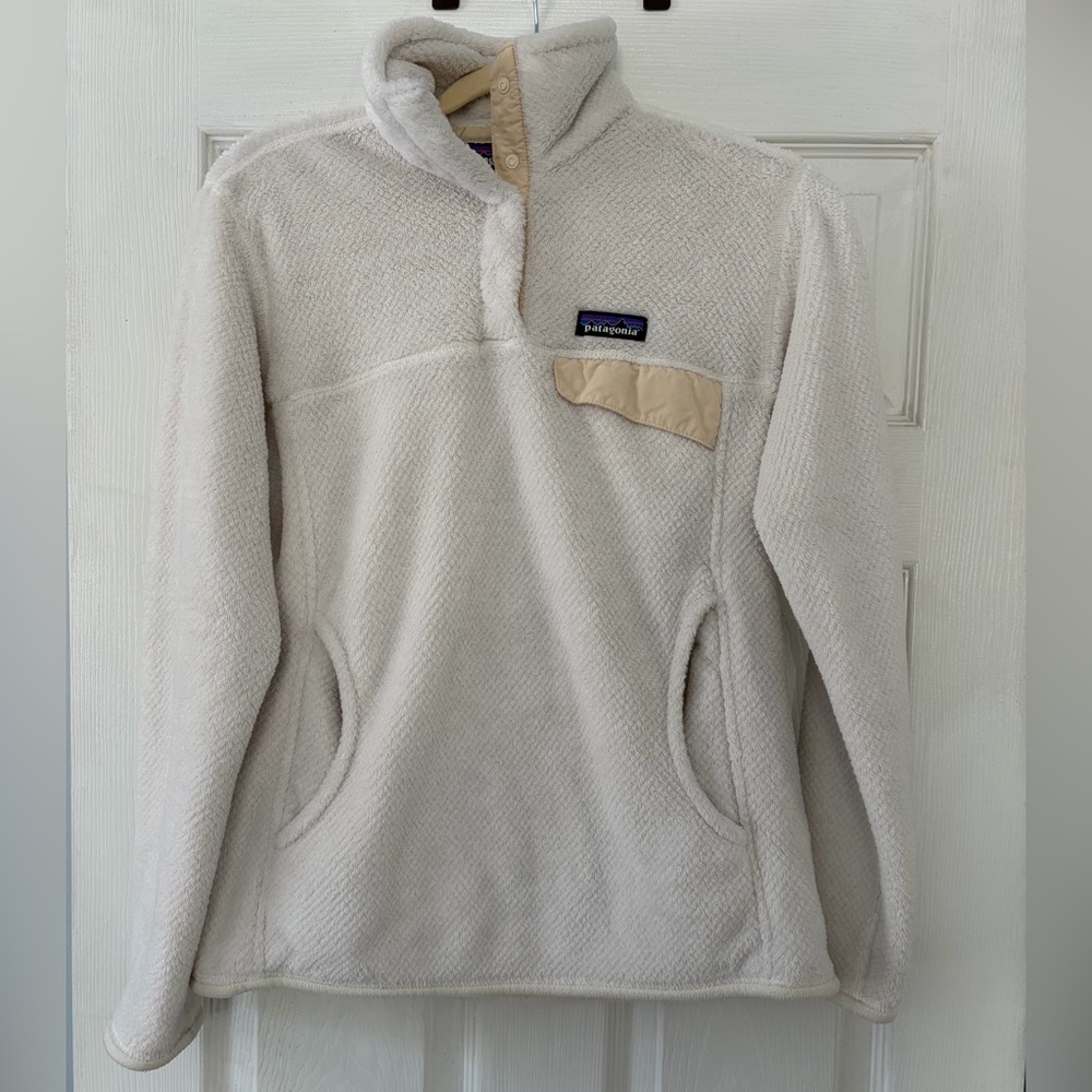 Patagonia Off-White Fleece Jacket